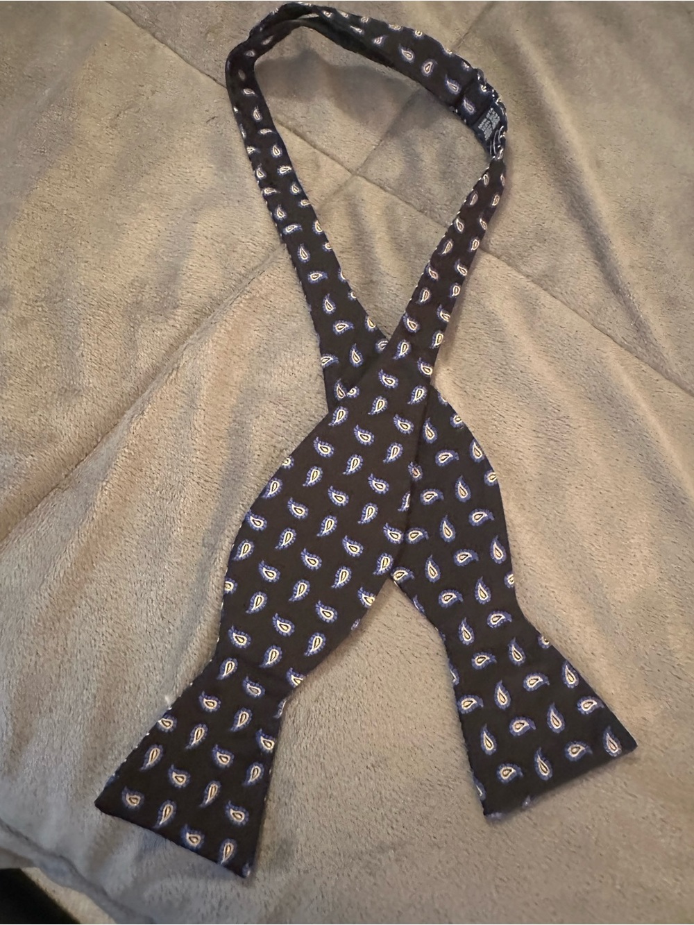 Men's Black Paisley Self-Tie Bow Tie